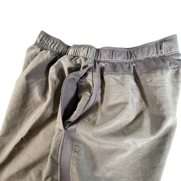 Nike Dri-FIT Gray Athletic Shorts XL Mens Lightweight Training Gym Running - Picture 5 of 10